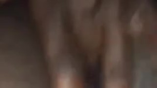 Rubbing my fat pussy😜