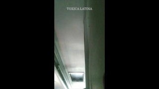 chica desconocida me da unos centones en el auto bus en publico REAL LA GRABE " parte 1 "