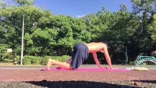A Japanese idol who masturbates with a mattress in the park!【Big dick】【Techno break】