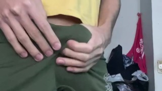 Ni mas veo un culo mi pija se descontrola