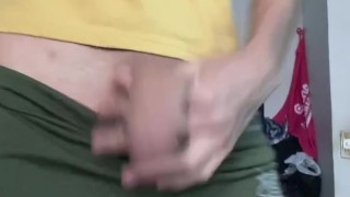 Ni mas veo un culo mi pija se descontrola
