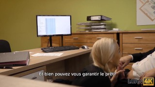 LOAN4K Avoir besoin d'un prêt  la femme d'affaires à se mettre en couple avec un homme