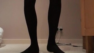 Skinny femboy wants COCK 1