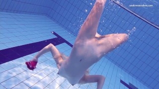 Elena Proklova shows how sexy can one be alone in the pool