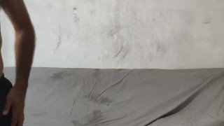 I amuse myself with touches again