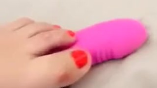 Paraplegic Vibrator Footjob 🍆