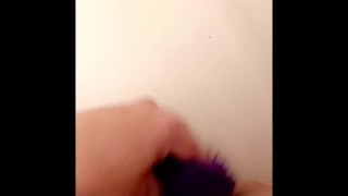 Pregnant MILF cums with pussy plug and licks it 👅