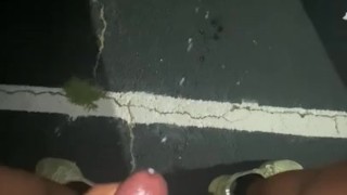 jerking my swole dick,big cumshot