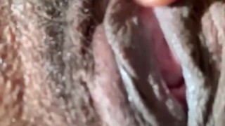 SUPER CLOSE UP CLIT RUB WITH SPIT