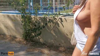 Braless Sideboob Walk and Flashing my Big Tits for the 1st time