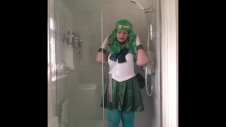 Lesbian Gets Wet