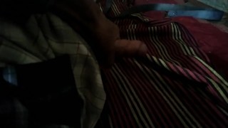 Big cock Cumshot on bed_horny Boy