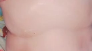 Watch me rub lotion on my body