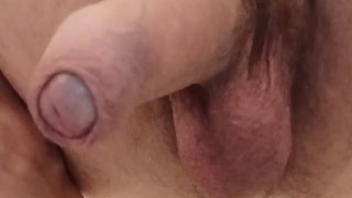 In the evening I pee with an excited dick. Вечером писаю возбуждённым хуем...
