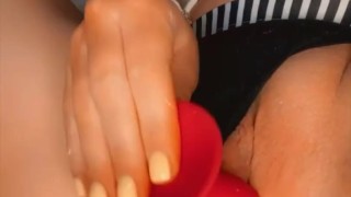 Dutch milf first squirt 
