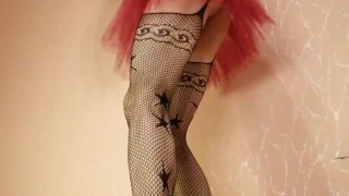 TRANNY GIANTESS CRUSHES SMALL CARS ON HIGH PLATFORM SHOES NO ...