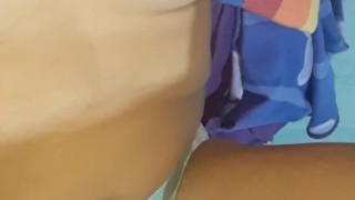 Me coge durisimo hasta que se viene dentro, le envío este vídeo a su novia.