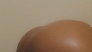 Throwing that that ass back for you daddy ! 