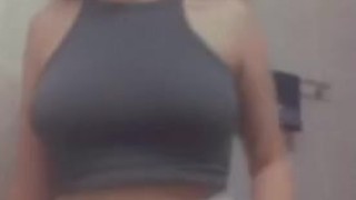 Bouncing titties