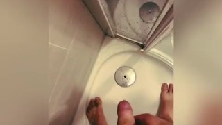 I love pee in the shower, can see the feet ( volume up )
