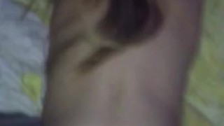 Latina en 4 de perrito amateur doggystyle 