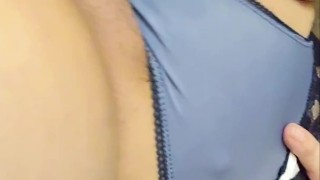 Thick lil-ryda wiggle and shakes her fine Ass