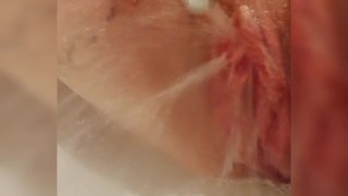 MILF water masturbation 