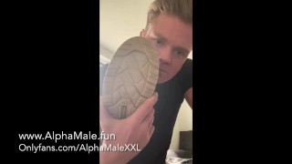 Straight British Builder Tells Off Gay Guy For Wearing His Work Boots Around The House AlphaMaleXXL