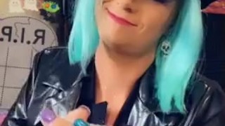 Laura is Reading you, your LAURA RIGHTS 