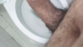 Man creams his strong dick in the toilet and masturbate untill he pie