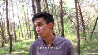 Czech Hunter 561 - Twink Picks Mushrooms In The Woods & He Comes Across A Guy Who Offers Money For S