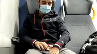 mi masturbo in treno 😈😈