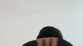 Beginner's guide on worshipping a big brown ass