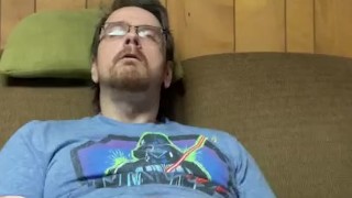 Nerd jerkin off to a porno