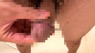 男の勃起ちんぽ見せつけ動画