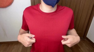 【乳首動画】ジム帰りの大学生がスポーツウェアの上から乳首をいじめる！ #2
