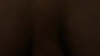 Straight guy uses dildo for the first time