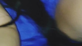 TRAGA EL PENE COMPLETO, LE CORRO EN SUS PECHOS, TETAS, MELONES.