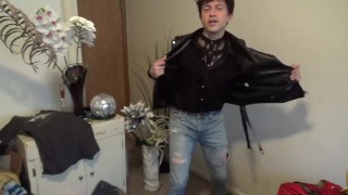 Bouncing Boner on A Dancing Hunk!