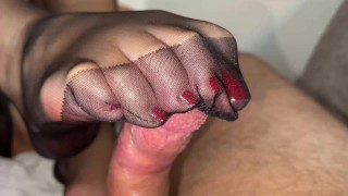 Fully fashioned nylons footjob