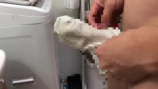 彼女の1日仕事で履いてた靴下をオナホール代わりに中出し