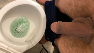 Pee is so good 