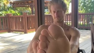 Enjoy these beautiful feet 