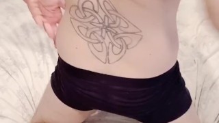 Up close and slippery.. Hard hand-fuck and fingering to hot orgasm. . 