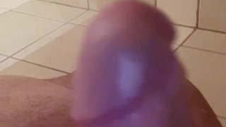 Me masturbo pensando en mis compañeros de trabajo parte 1