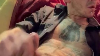 Beermunkie in black curious guy jerking that white trash punk huge cock until he tastes his own cu