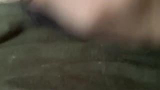 Ma culotte noir est pleine de sperme