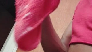 8:54pm wiped my cum up after Nutting and its dropping off the rag