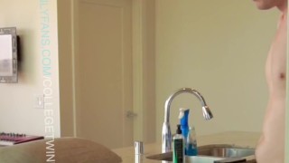 Real College Boyfriends Fucking Bareback On The Counter