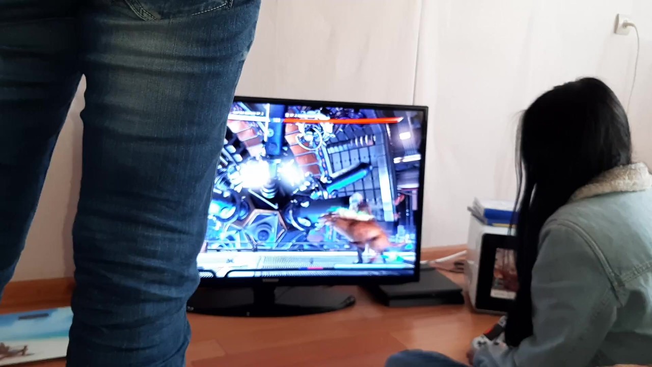 While my roommates are playing injustice, I masturbate my pussy -  lesbian_illusion